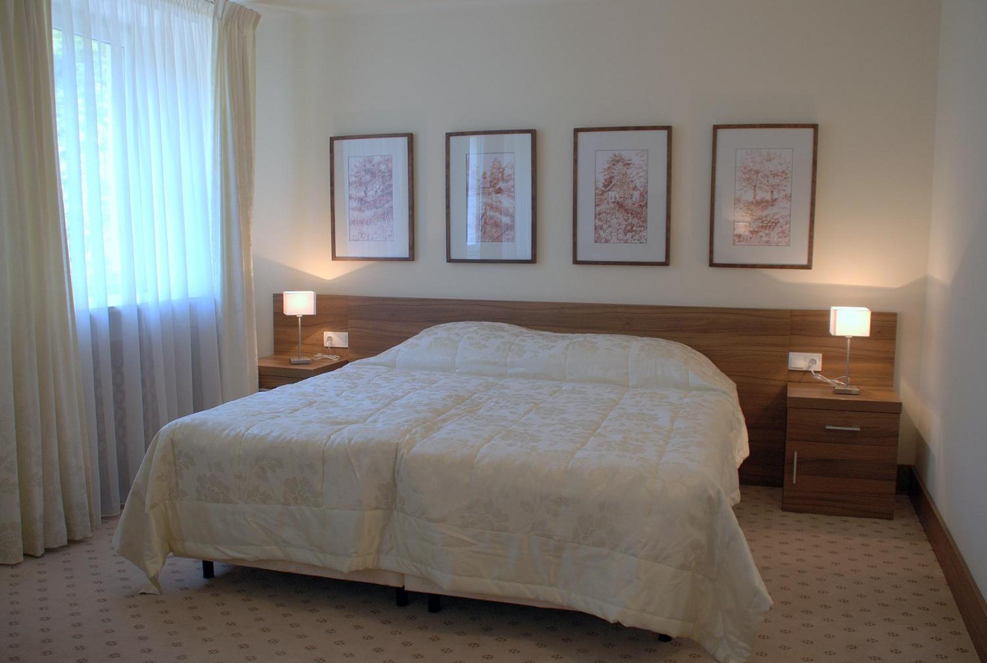 Hotel Termy Palacowe Nałęczów Екстериор снимка