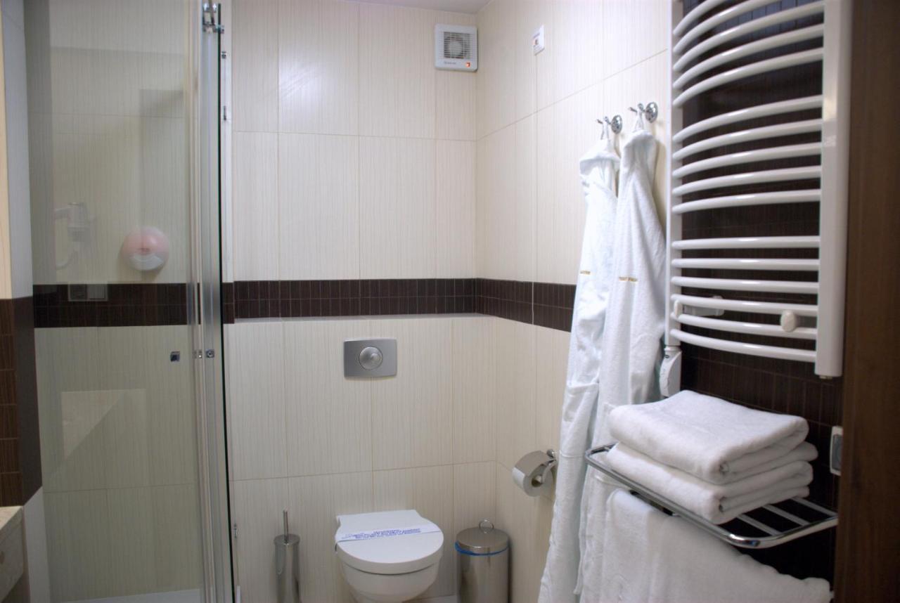 Hotel Termy Palacowe Nałęczów Екстериор снимка